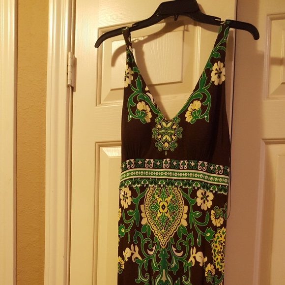 Dress - Picture 1 of 5